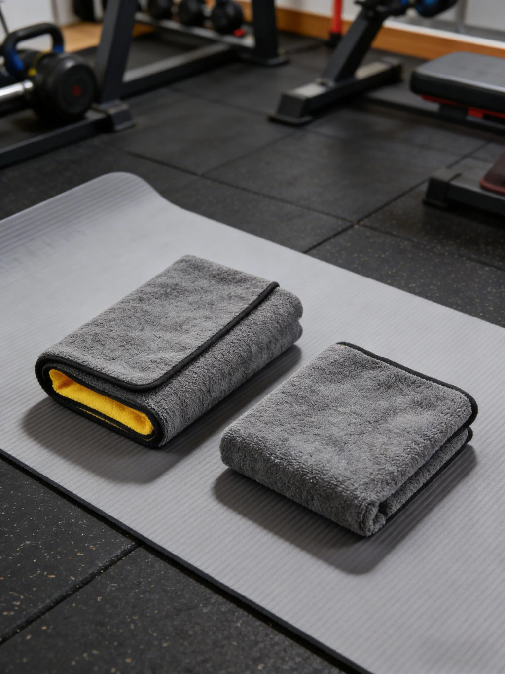 Ultra-Absorbent Microfiber Cleaning Towels for Home and Car