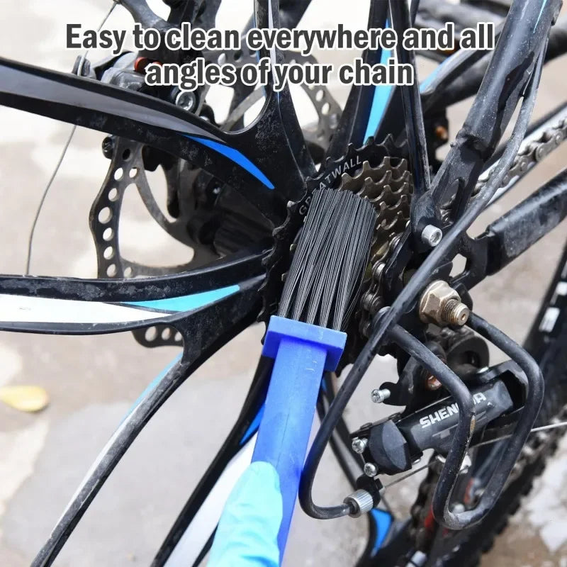 Multipurpose Chain Cleaning Brush for Motorcycles and Bicycles