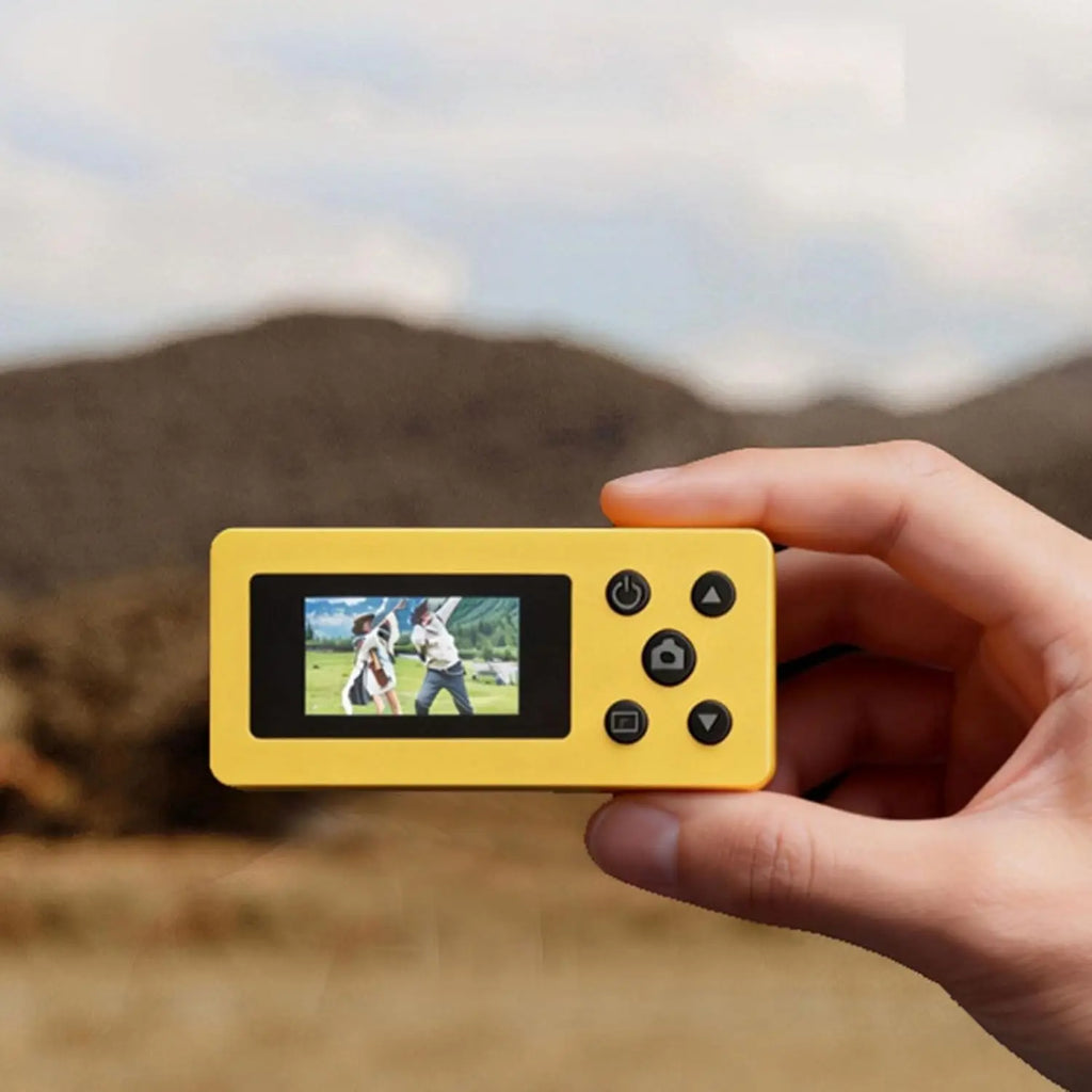 Mini Retro Keychain Digital Camera with LCD Screen