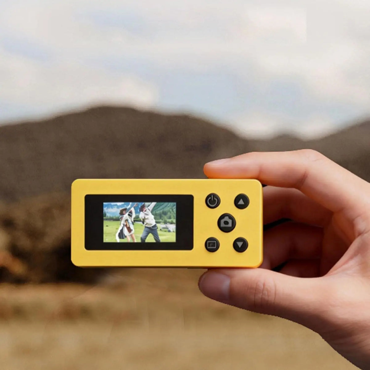 Mini Retro Keychain Digital Camera with LCD Screen